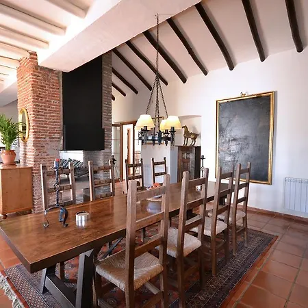 Molino Casanova Menyber Villa *
