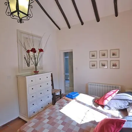 Molino Casanova Menyber Villa *