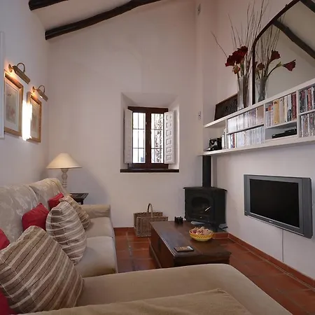Molino Casanova Menyber Villa